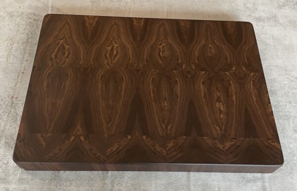 Walnut End Grain Chopping Board - Image 2