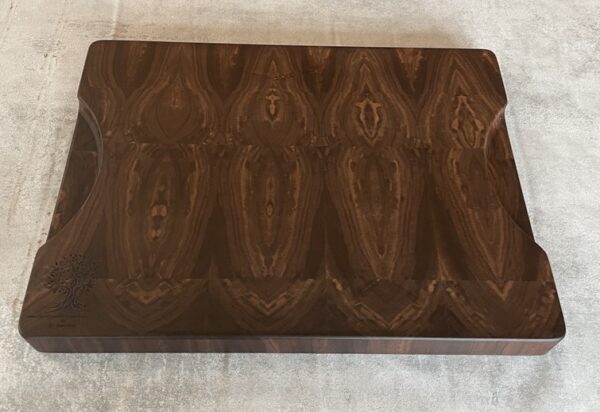 Walnut End Grain Chopping Board - Image 6