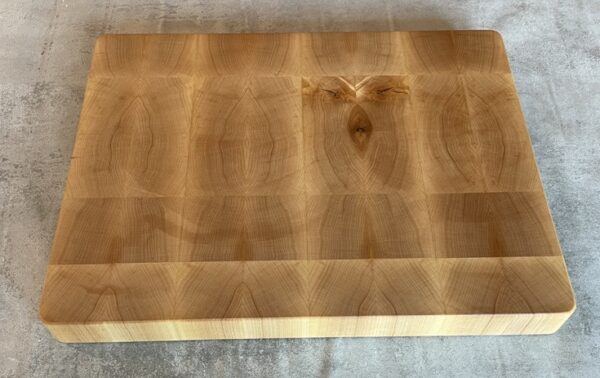 Maple End Grain Chopping Board - Image 2