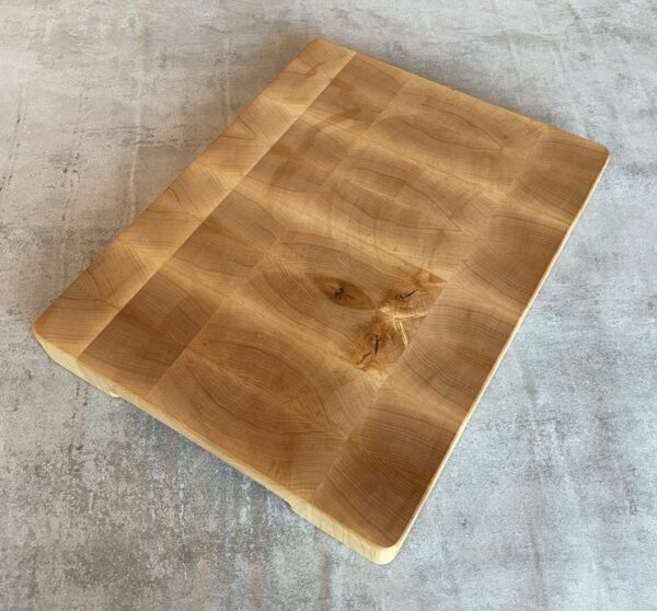 Maple End Grain Chopping Board - Image 4