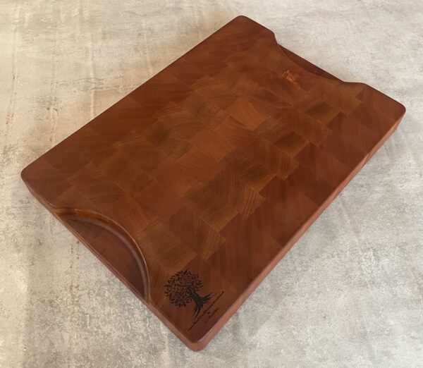 Sapele End Grain Chopping Board - Image 9