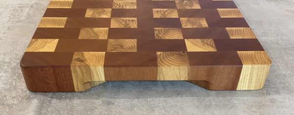 Sapele & White Oak End Grain Chopping Board - Image 5