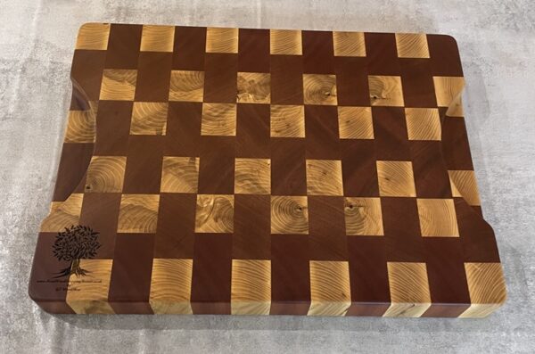 Sapele & White Oak End Grain Chopping Board - Image 6