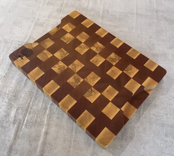 Sapele & White Oak End Grain Chopping Board - Image 7