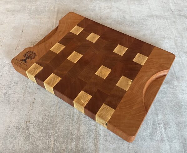 Cherry, Sapele And White Oak End Grain Chopping Board - Image 7