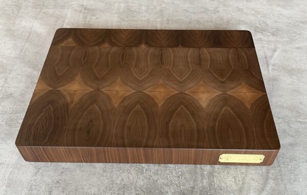 Walnut End Grain Butchers Block - Image 2