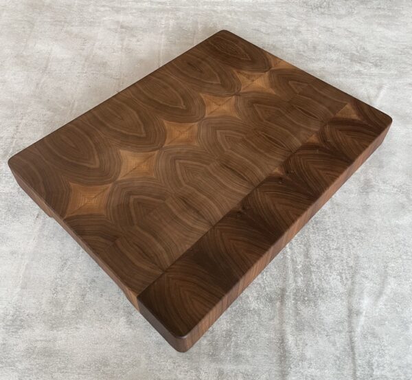 Walnut End Grain Butchers Block - Image 4